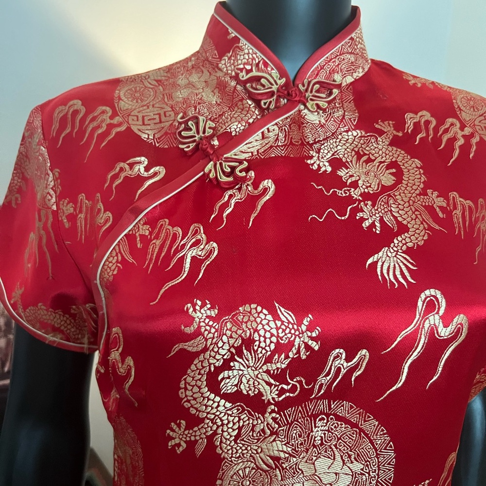 Elegant Vintage Red & Gold Cheongsam Dress
